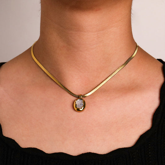 Victoria Herringbone Necklace