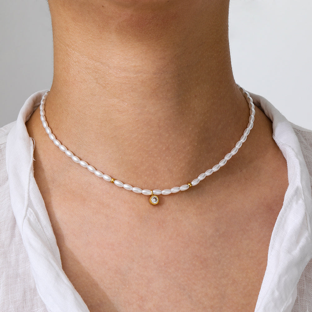 18k gold plated pearl choker with zircon pendant