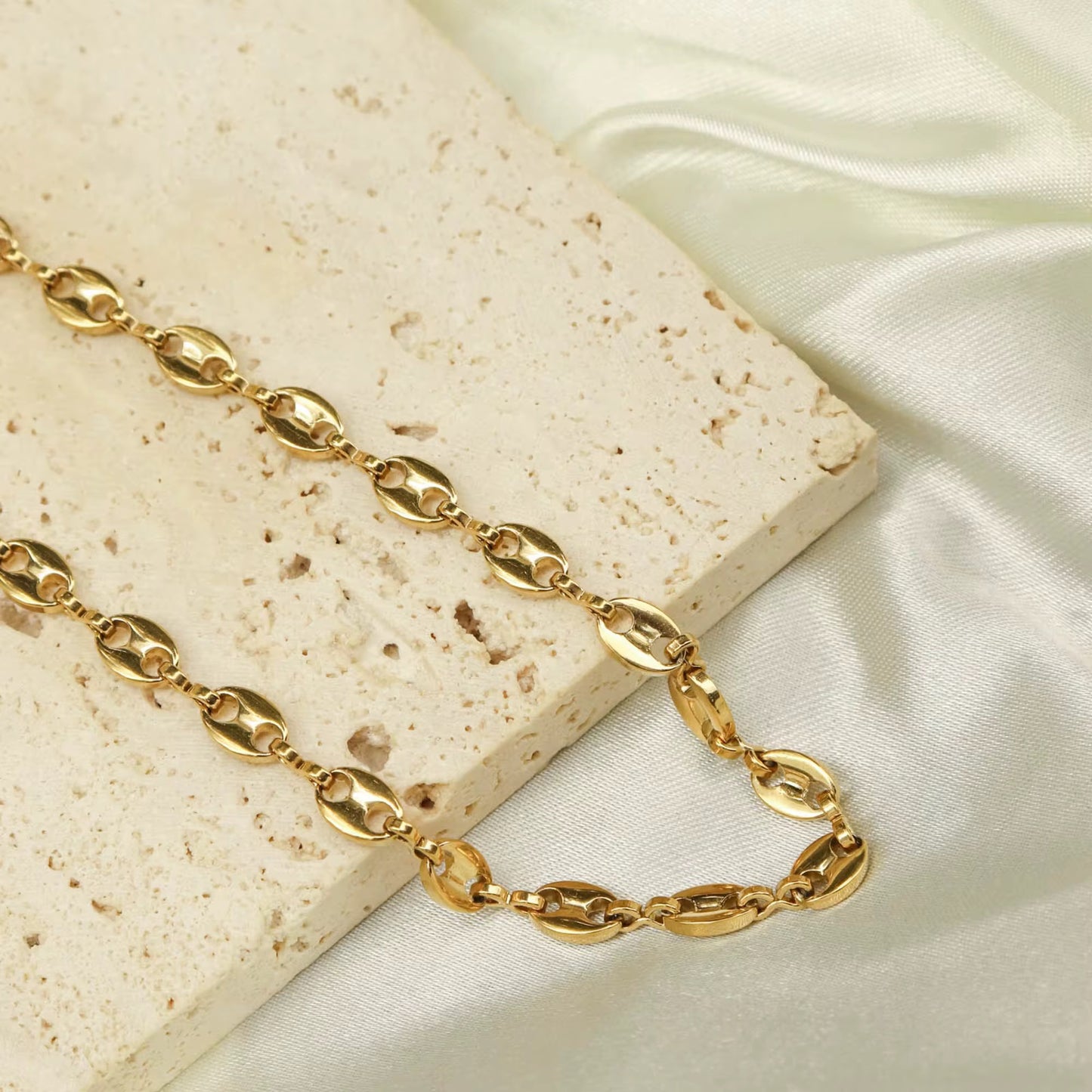 Arya Choker