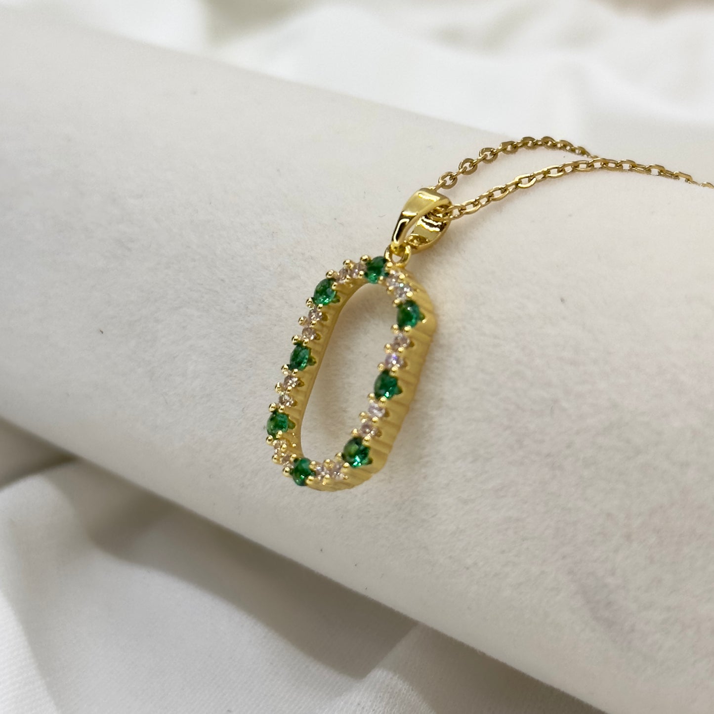 Dare to Shimmer Necklace