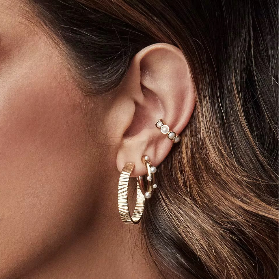 Ava Pearl Ear Cuff