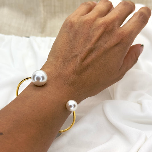 Pearl Bangle Bracelet