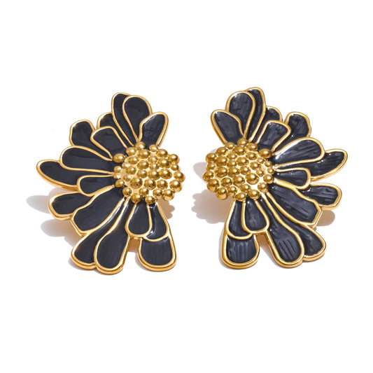 Flower Earring in black enamel resin