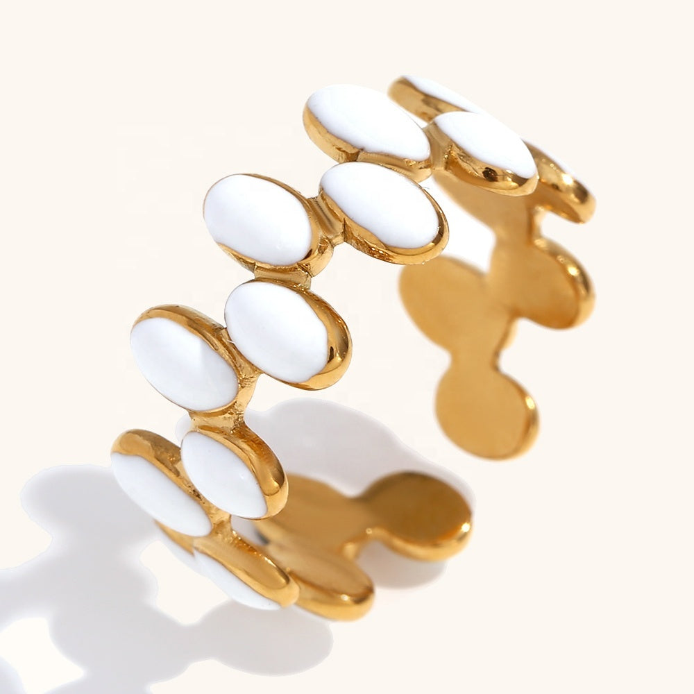 Olivia Ring