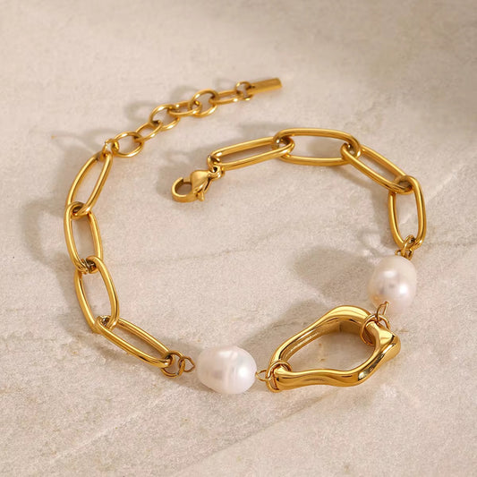 Gisselle Pearl Bracelet